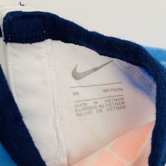 Nike Bodysuit Baby Boy 9 Months White Blue Just Do It Spellout Logo Swoosh Snap - Picture 3 of 6